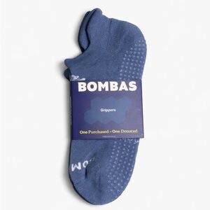 Bombas Gripper Ankle Socks Women Oyster Blue Non-Slip Yoga Pilates Barre M NEW